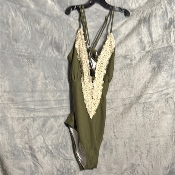Cup she Olive Green Lace Trim Swimsuit women’s XL one piece - Picture 1 of 8